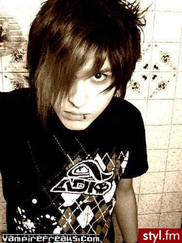 EMO Alternatywne Średnie Fryzury