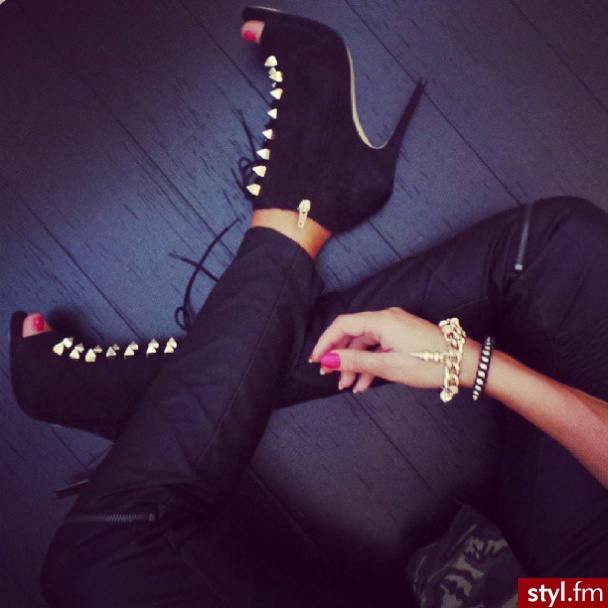 Szpilki Buty Moda