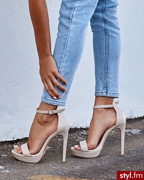 Szpilki Buty Moda