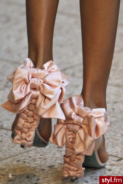 Szpilki Buty Moda