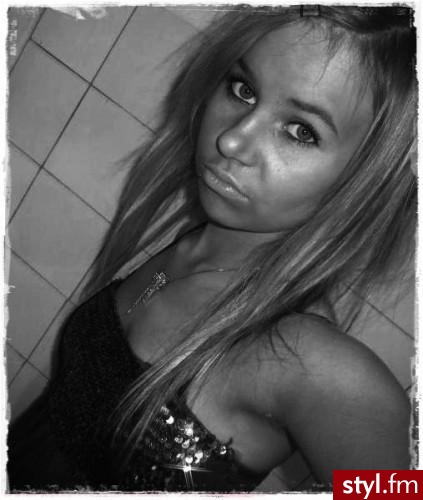 Średnie Fryzury