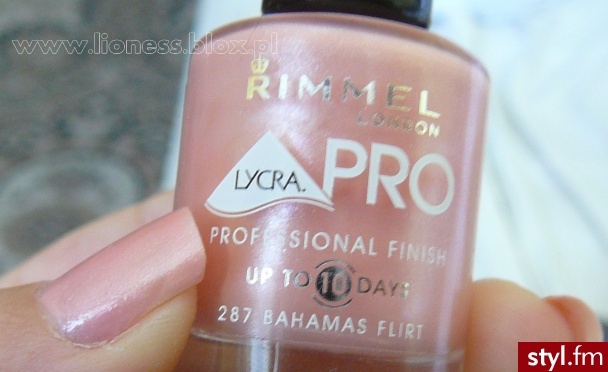 Rimmel - 287 Bahamas Flirt | 
Notka na moim blogu na jego temat:
http://lioness.blox.pl/2013/07/Rimmel-287-Bahamas-Flirt.html - Kosmetyki