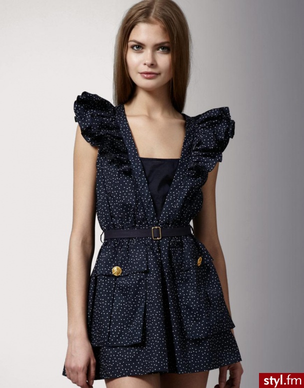 sukienka. £300.00 Karen Walker
Jeżeli już jest proszę o link - Pozostałe Ciuchy Moda