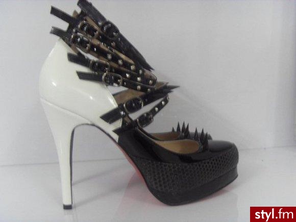 Pozostałe Buty Moda