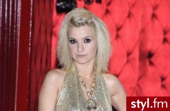 Blond Upięcie Proste Wieczorowe Średnie Fryzury
