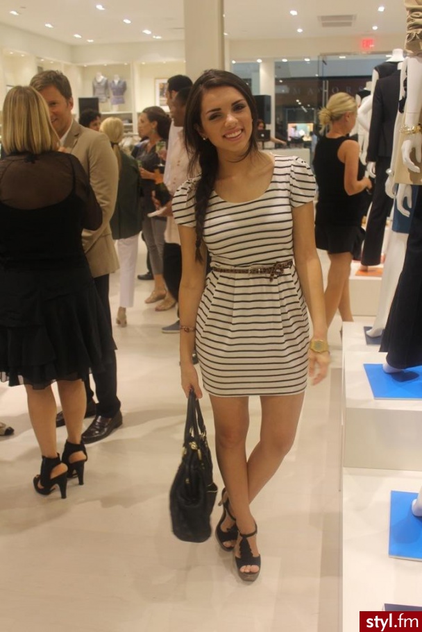 Sukienki Moda