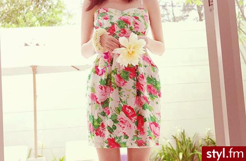 Sukienki Moda