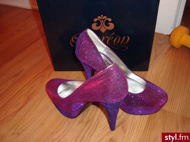 Szpilki Buty Moda