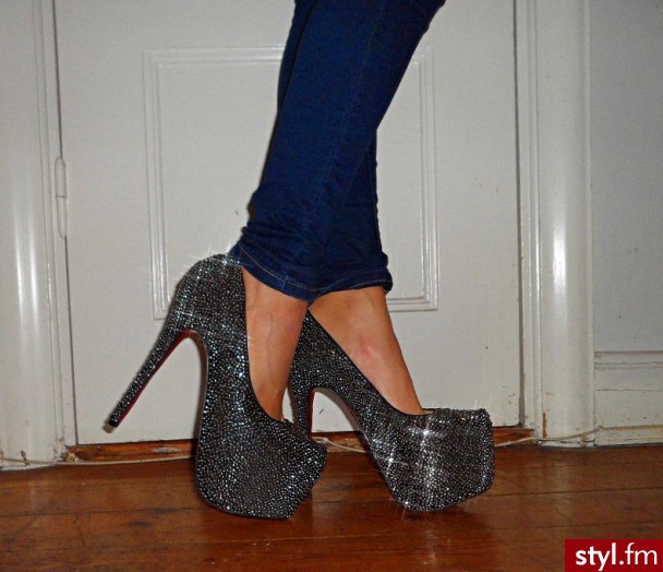 Szpilki Buty Moda