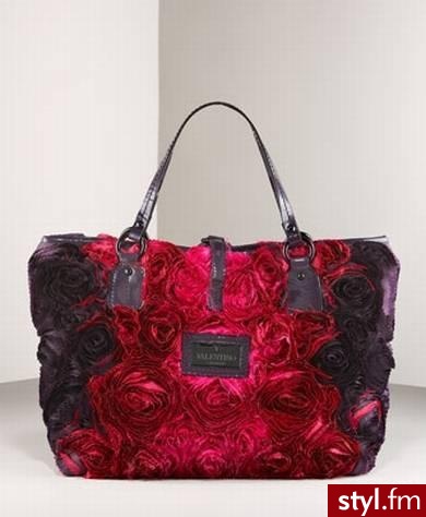 torebka. Valentino
Jeżeli już jest proszę o link - Pozostałe Torebki Moda