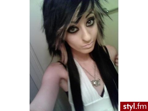 EMO Alternatywne Średnie Fryzury