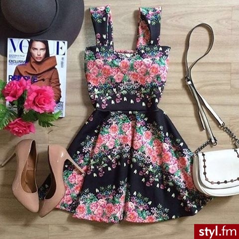 Wieczorowe Sukienki Moda