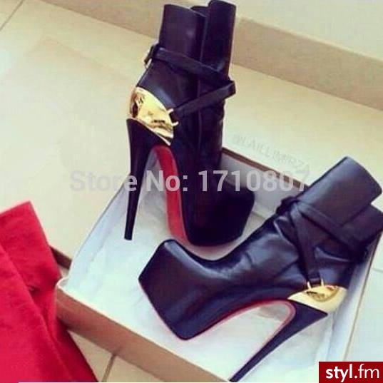 Pozostałe Buty Moda