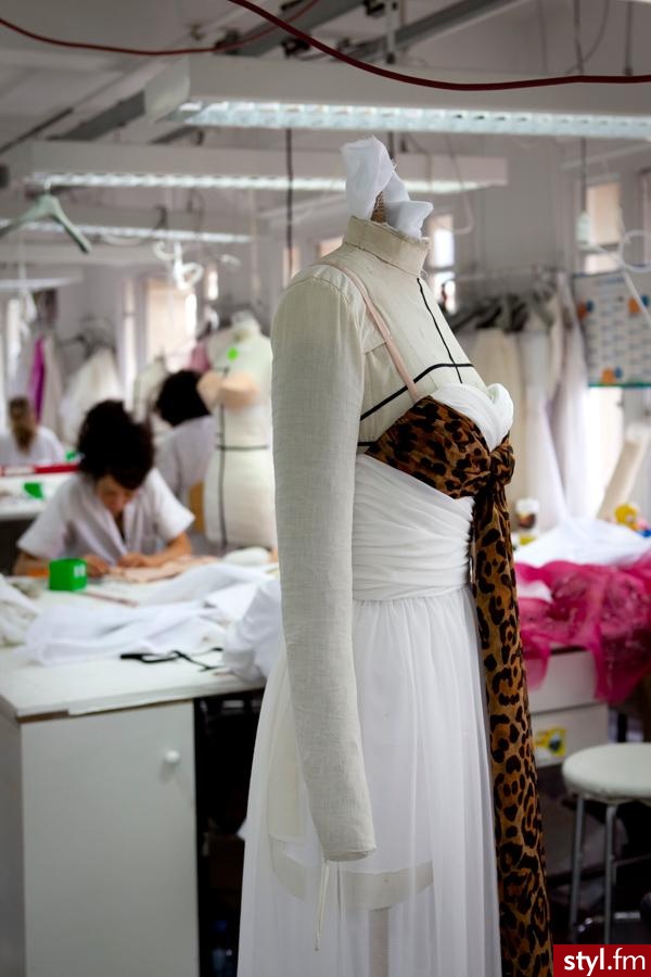 Sukienki Moda
