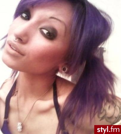 http://e-loook.blogspot.com/ - Średnie Fryzury