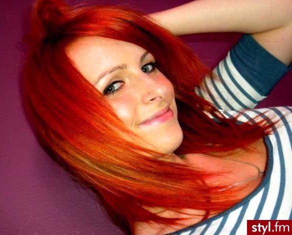 Kolorowe Rozpuszczone Proste z grzywką Na co dzień Średnie Fryzury
