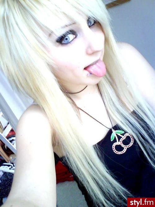 Blond EMO Alternatywne Długie Fryzury