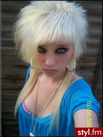 EMO Alternatywne Średnie Fryzury