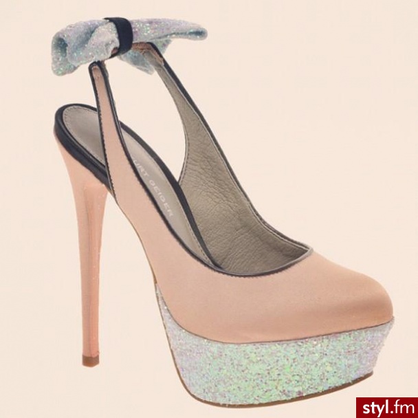 Szpilki Buty Moda