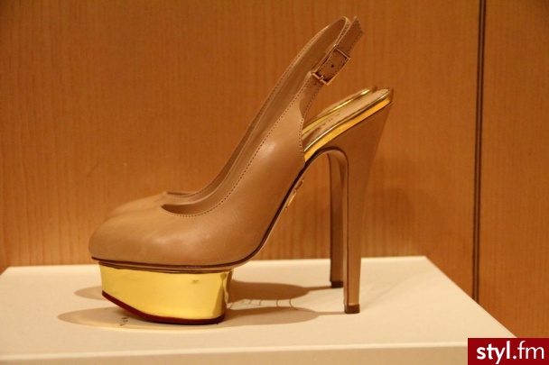 Szpilki Buty Moda