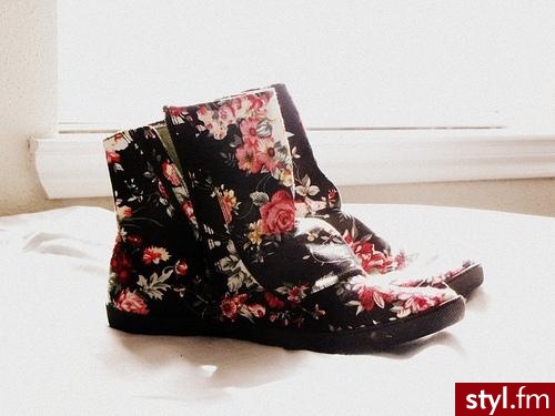Pozostałe Buty Moda