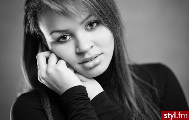 Średnie Fryzury