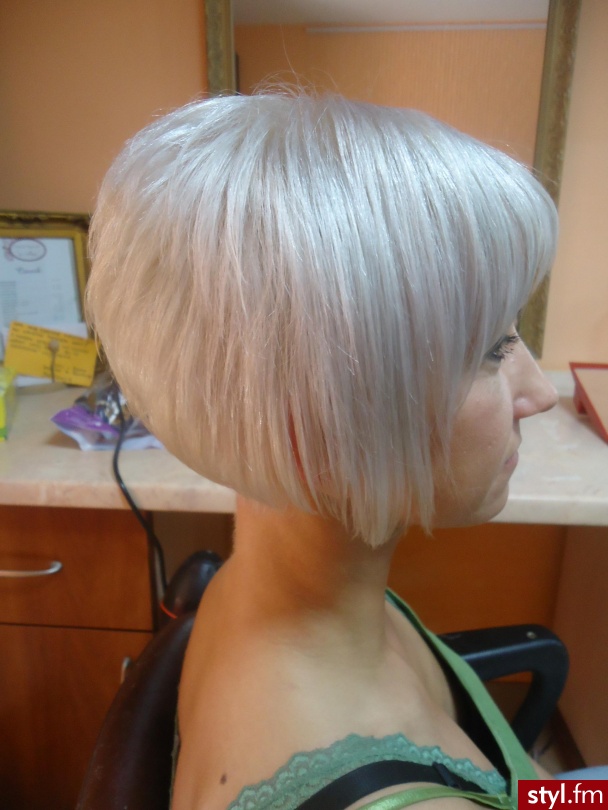 Blond Rozpuszczone Proste Na co dzień Krótkie Fryzury
