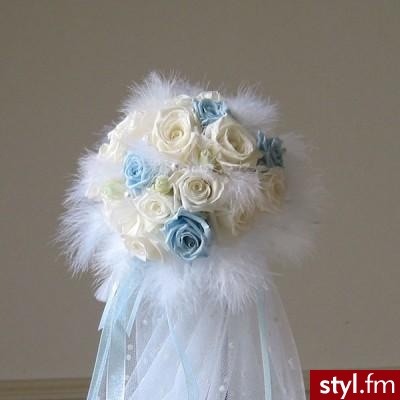 znalezione w necie :) jeśli jest proszę o link usunę ;) - Bukiety ślubne Ślub Moda