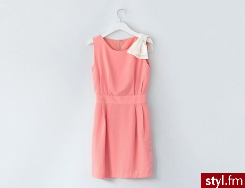 Sukienki Moda