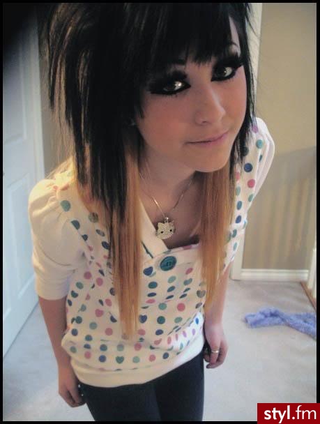 megan hollywood - EMO Alternatywne Średnie Fryzury