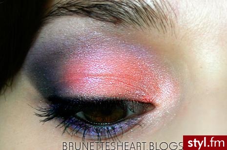 Różowo fioletowy makeup - Makijaże