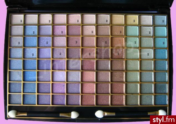 PALETA CIENI 88 KOLOROW CIENIE DO POWIEK RUBY ROSE - Makijaże