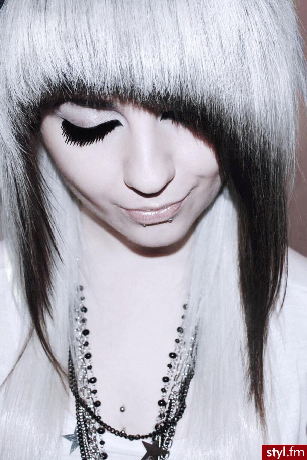 Kolorowe EMO Alternatywne Długie Fryzury
