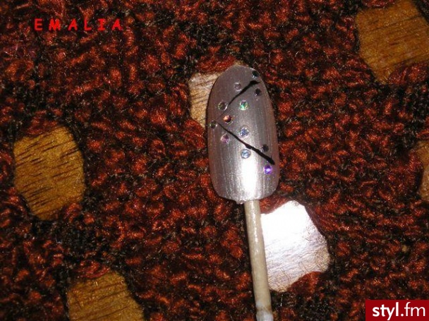 cekiny - Paznokcie