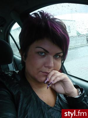 Średnie Fryzury