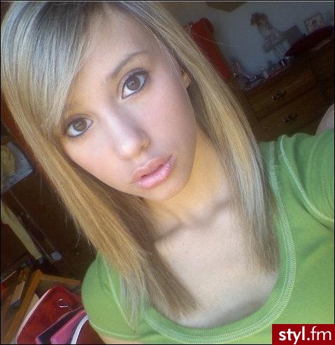 Średnie Fryzury