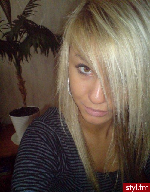 Średnie Fryzury