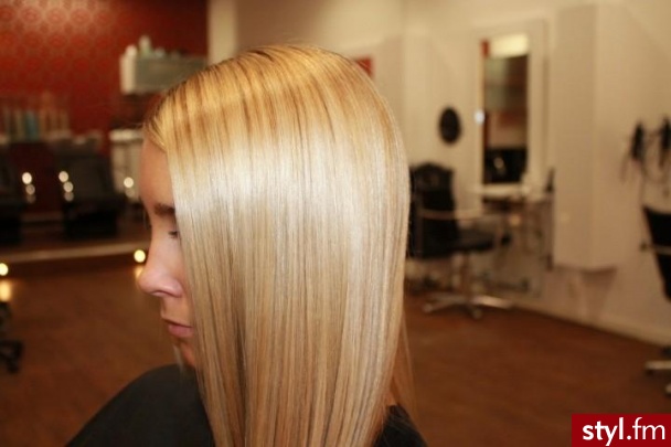  - Blond Rozpuszczone Proste Na co dzień Długie Fryzury