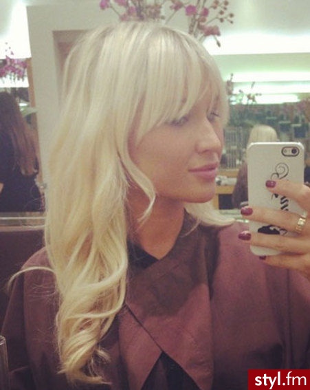 Blond Rozpuszczone Kręcone z grzywką Wieczorowe Długie Fryzury