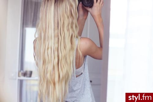 Blond Rozpuszczone Kręcone Na co dzień Długie Fryzury