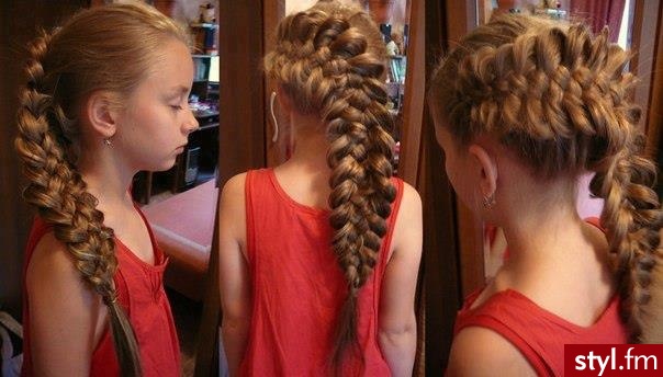 Brązowe Warkocze Proste Wieczorowe Długie Fryzury