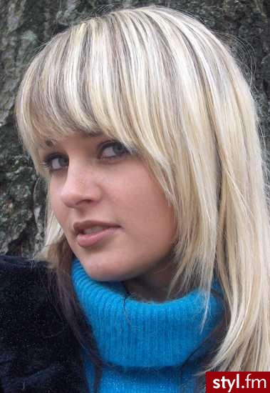 Średnie Fryzury