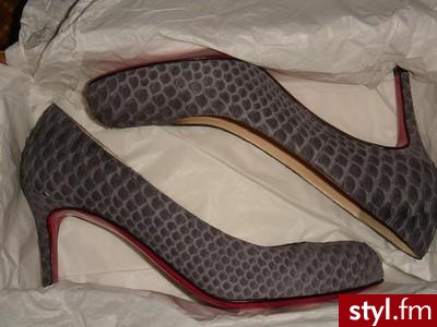 Christian Louboutin - Pozostałe Buty Moda