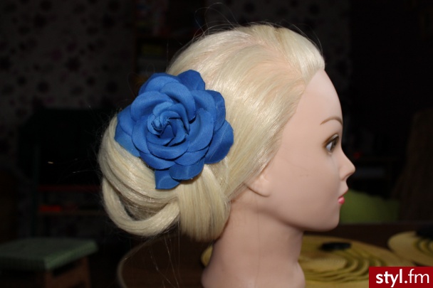 Blond Upięcie Kręcone Wieczorowe Długie Fryzury