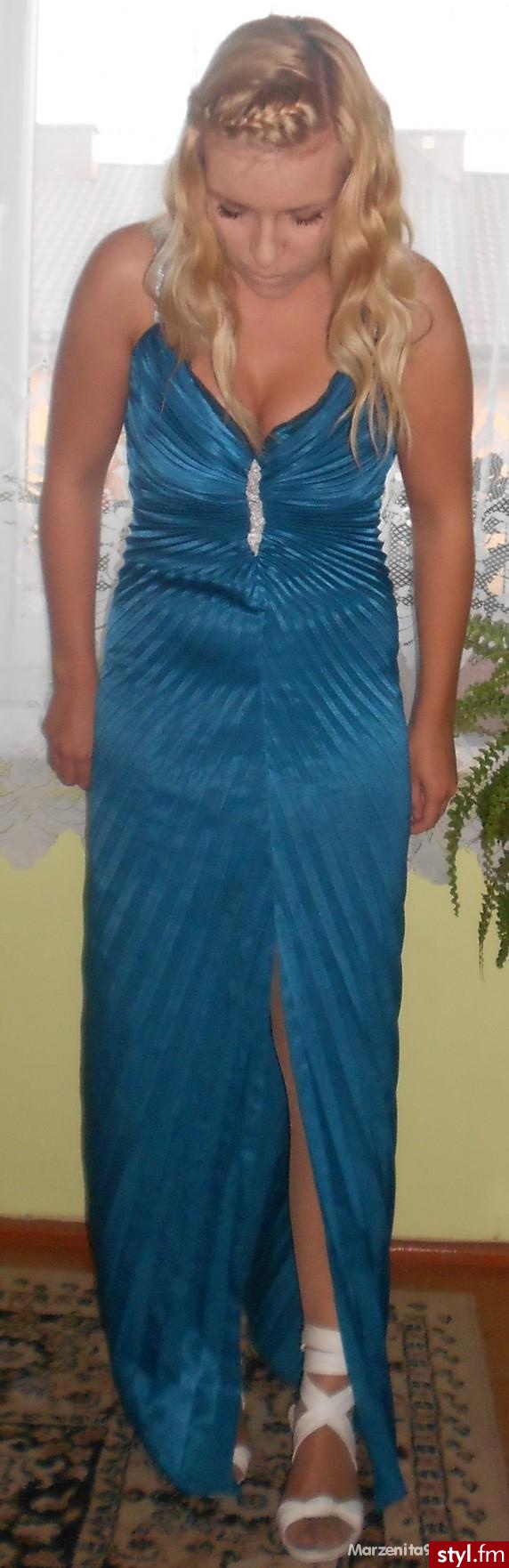Sukienki Moda