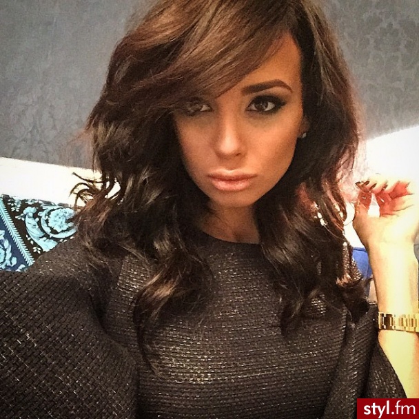 Średnie Fryzury