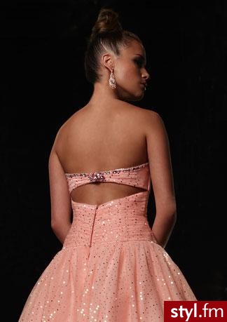 :) - Pozostałe Ciuchy Moda