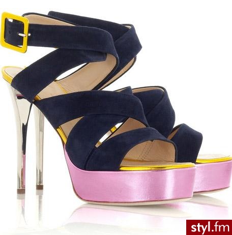 buty. Giuseppe Zanotti
Jeżeli już jest proszę o link - Pozostałe Buty Moda