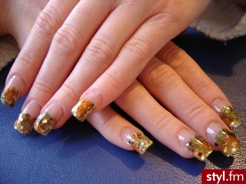 Autor: zakrecona zloto-braz. Autor: <b>zakrecona</b><br /> - Paznokcie