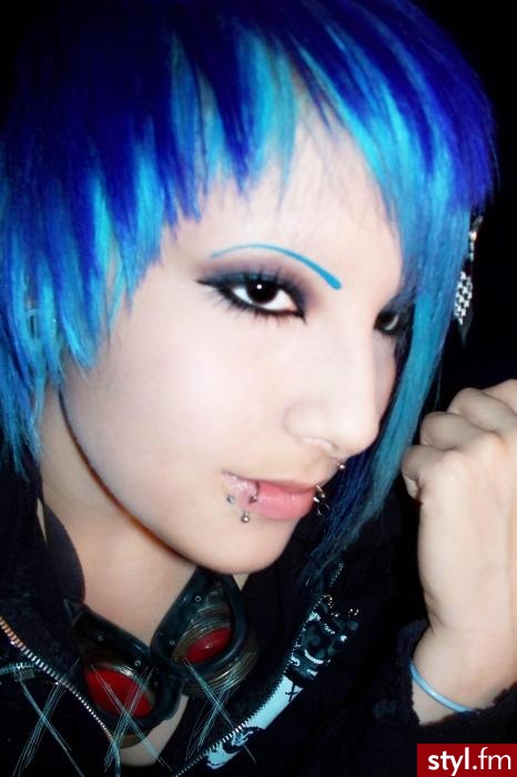 EMO Alternatywne Średnie Fryzury